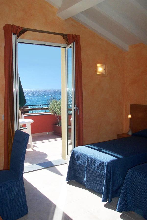 Bed and Breakfast Acqua Di Mare Bordighera Exteriér fotografie